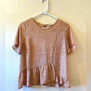 Women’s pink floral top size M